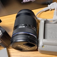 OLYMPUS OM-D E-M10 MarkⅢ ダブルズームキット シルバー