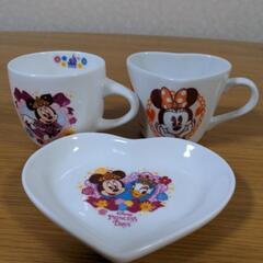 ディズニーランド　デザート　スーベニア　陶器　３個セット