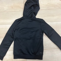 アディダス　キッズ　ジップパーカー　130サイズの画像