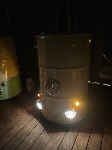 ドラム缶DIY 手洗いシンク　ワーゲンバス　水道ホース繋ぐだけ　家庭用コンセント付き　ガレージや店舗のオシャレアップに　実用品