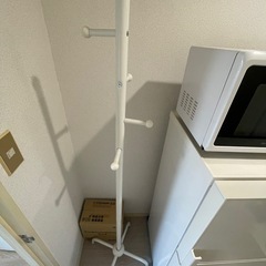 コートハンガー スリム　白　オシャレ