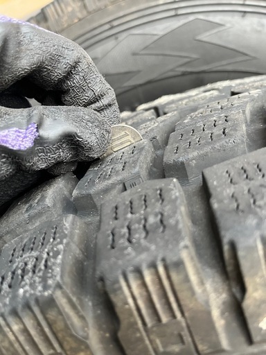 YOKOHAMA GEOLANDER I/T　スタッドレス 285/75r16