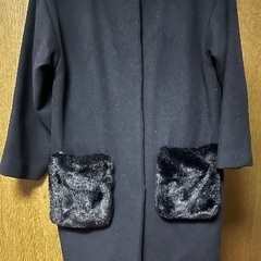紺ロングコート