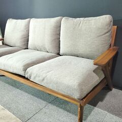uniko✌ ３人掛け 💮ソファー ✨2023年購入✨美品です✴️岡山市内配達無料💨（一部地域除く）の画像