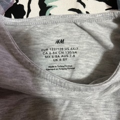 H&M 女の子トップス120の画像