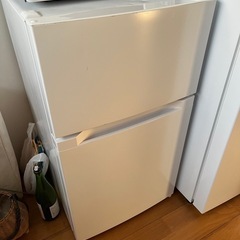 一人暮らし用冷蔵庫　無料