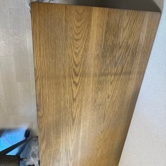 テーブル