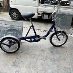 三輪車