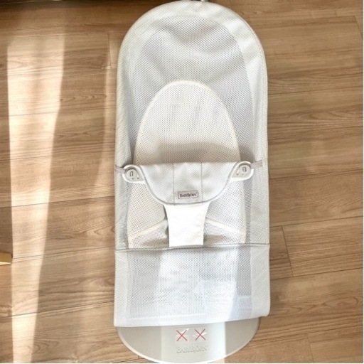 美品 ベビービョルン バウンサー