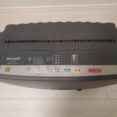 シャープ蓄熱ファンヒーターの画像