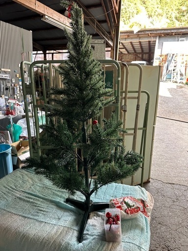 クリマスツリー高さ１２０センチ