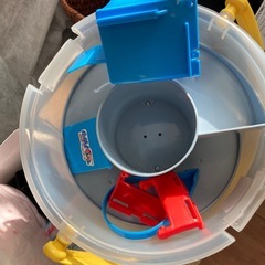 トミカでるでるバケツ
の画像