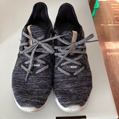 NIKE エアーマックス