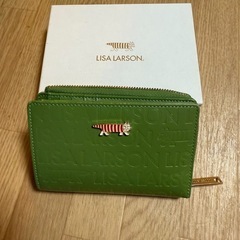 LISA LARSON グリーン 二つ折り財布