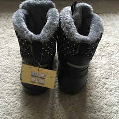 キッズ　子供　スノーブーツ　冬靴　21センチ　未使用の画像
