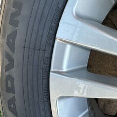 ☆新車外し☆ 40 アルファード 純正  225/65R17 ヨコハマ アドバン V03 17インチの画像