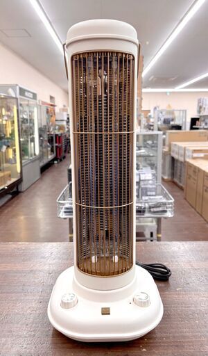 札幌 東区 ブルーノ/BRUNO カーボンファンヒーター BOE002 2016年製 電気暖房 防寒 ホワイト 220x540x220mm タイマー 500W～1000Wで無段階調節 転倒時自動OFF