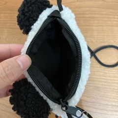 新品未使用パンダポシェットの画像