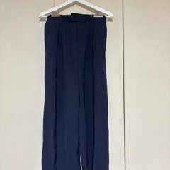 GU ストレートパンツ ネイビー