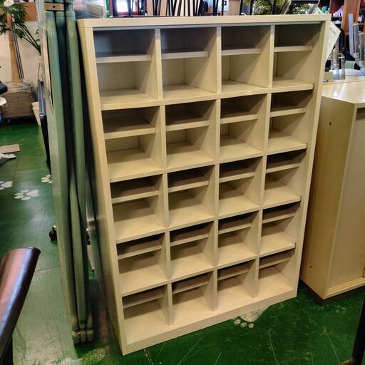 【愛品倶楽部柏店】オープンタイプシューズBOX 5段4列(計20人用)