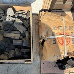 木炭と豆炭　切炭　キャンプ　バーベキュー　まめたん　豆炭あんかの画像
