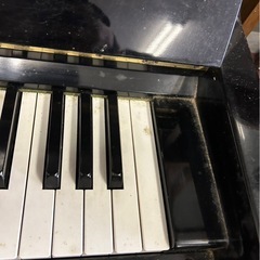 ピアノの画像