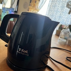 T-falティファール電気ケトルの画像
