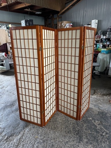 折り畳み衝立\n