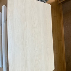 ４段衣装ダンスの画像