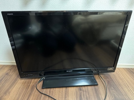 【受付終了】32型テレビ　ジャンク品　2012年製