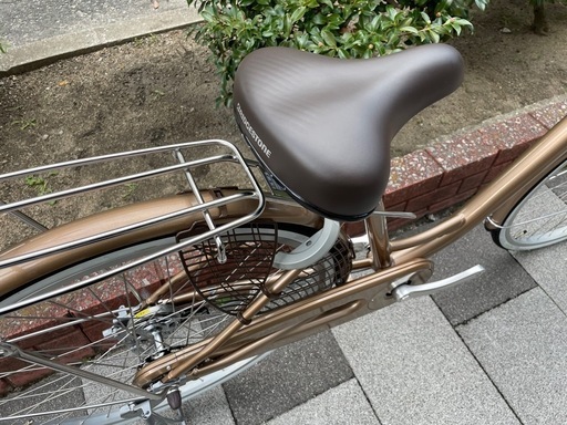?新車?　BRIDGESTONE　アルミーユ　26インチ　軽量16.9キロ　またぎやすいフレーム　パンクに強いタイヤ　LEDオートライ