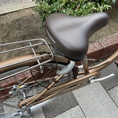 🔶新車🔶　BRIDGESTONE　アルミーユ　26インチ　軽量16.9キロ　またぎやすいフレーム　パンクに強いタイヤ　LEDオートライト　３年間盗難補償付　点検調整永久無料✨　西宮市　自転車　ママチャリ　ファッションサイクルの画像