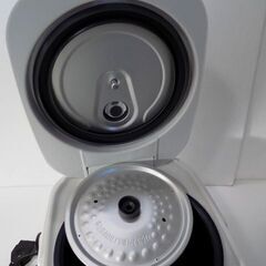 新札幌 アイリスオーヤマ 炊飯器 KS-RC21M05-W 3合炊き マイコン炊飯器 2023年製 No.2963の画像
