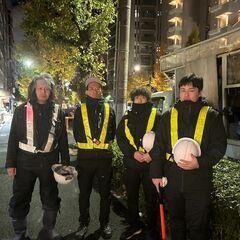 交通誘導警備員を募集中！　社員登用あり　オンライン新任教育可能の画像