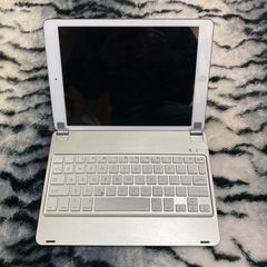 良品 iPad Air 16GB 1st MD794JA/A シ...