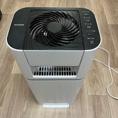 【ジャンク】衣類乾燥除湿機　IJD-I50-W