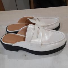 【最終値下げ】スリッポン　JTY2140の画像