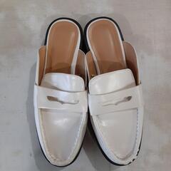 【最終値下げ】スリッポン　JTY2140の画像