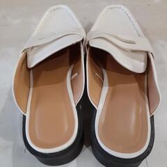 【最終値下げ】スリッポン　JTY2140の画像