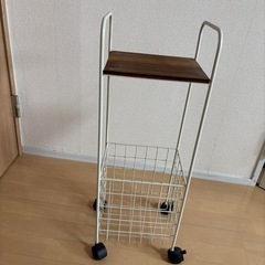 キャスター付き ワゴン