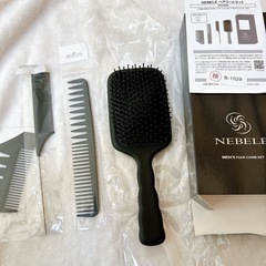 未使用品ヘアコームセット パドルブラシ ブラシ コーム ヘアセッ...