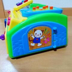 知育おもちゃの画像