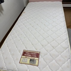 ニトリ　シングルベッド
