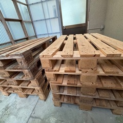木製パレット　EPAL・WORLD刻印有りの画像