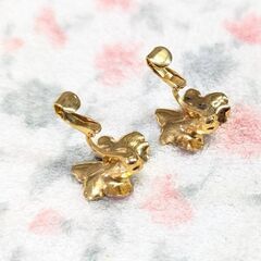 ☆イヤリング　アクセサリー　フラワーイヤリング　ピンク　中古品　の画像