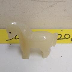 1206-241 おうま　石の置物
