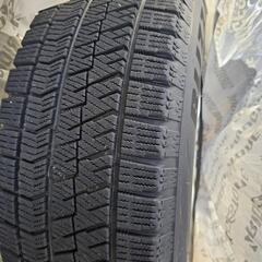 (アル／ヴェル)スタッドレスタイヤ(16インチ)の画像