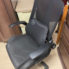 【お取引終了】　Bauhutte ( バウヒュッテ ) ゲーミングチェア G-130-GKの画像