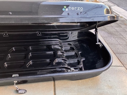 terzoルーフボックス