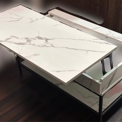 12/18処分 Fika 天板昇降付きテーブルの画像